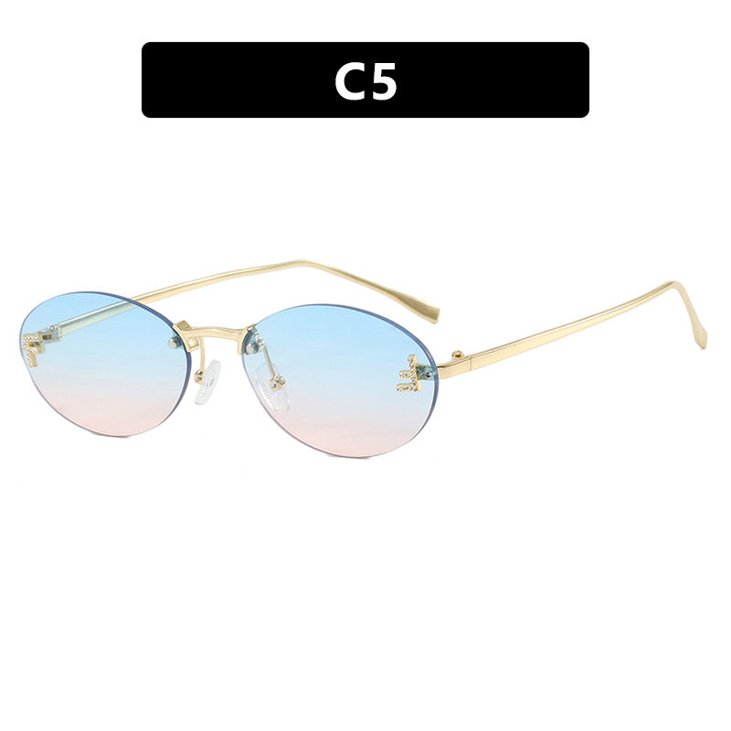 Women's fashionable sunglasses with elegant mirrored lens front and delicate metal frame Bowlift