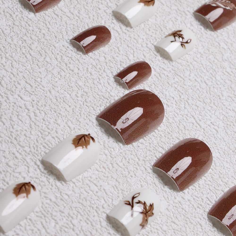 Artistic Leaf-Themed Press-On Nails Bowlift