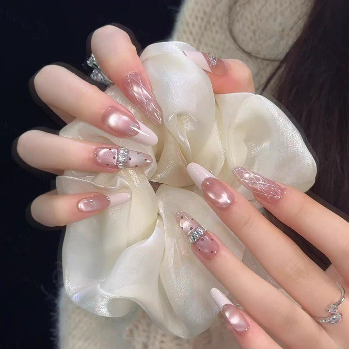 Premium Glittering Press-On Nail Extensions Bowlift