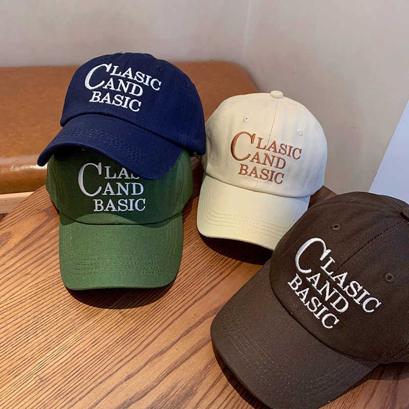 Women's Classic Embroidered Cap Bowlift