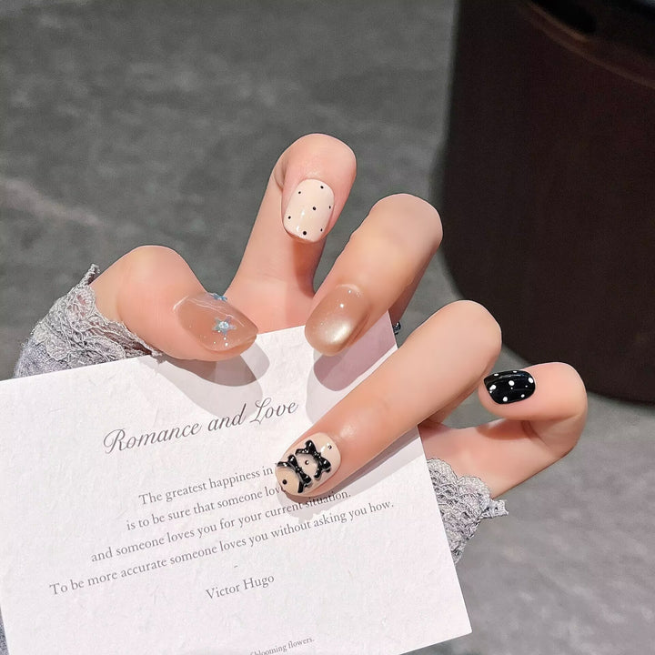 Artistic Nail Design Set Bowlift