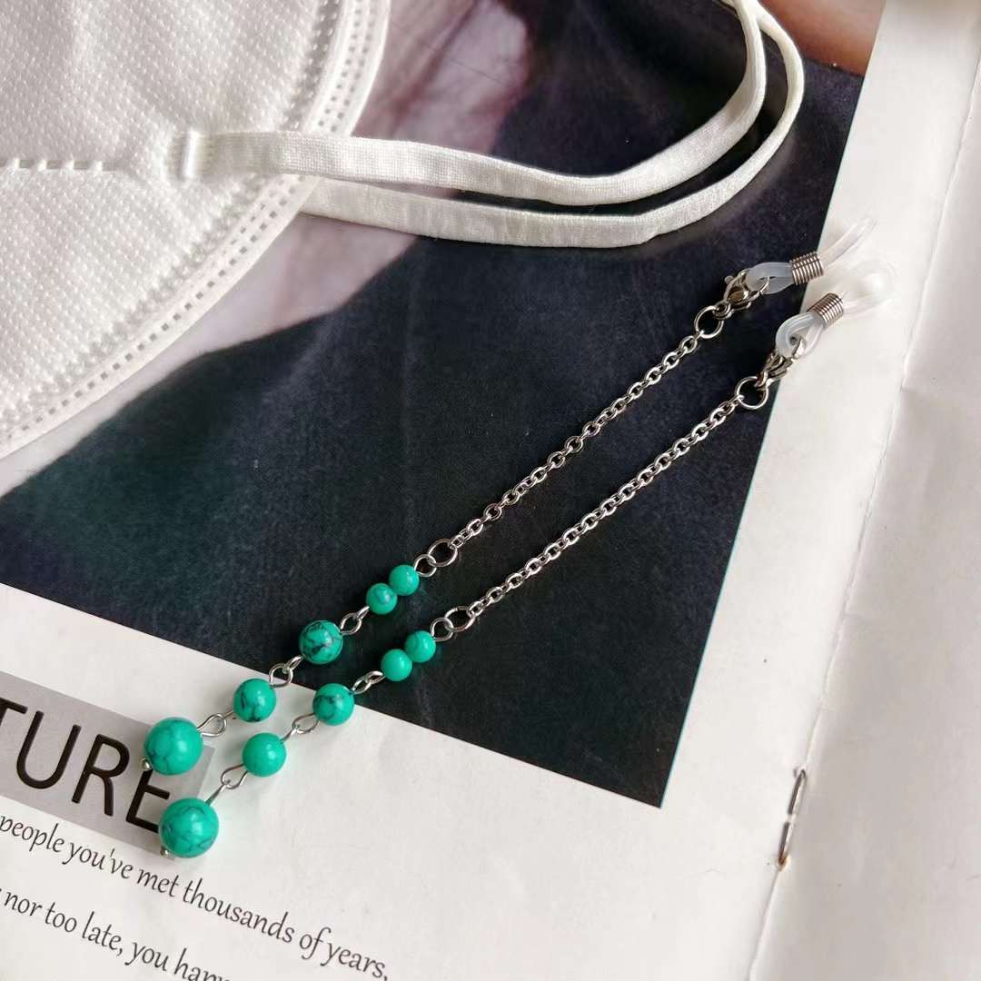 Beaded Eyewear Chain Bowlift