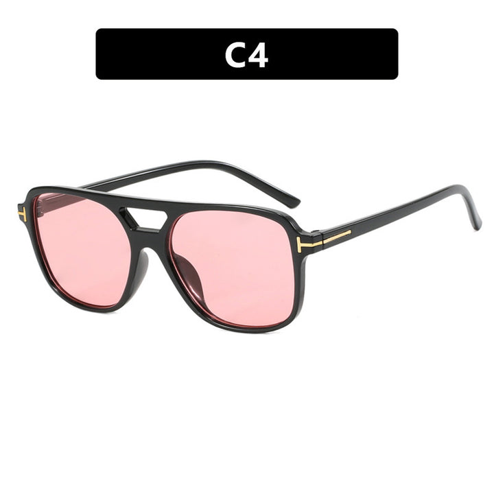 Ladies fashionable sunglasses in stylish frame Bowlift