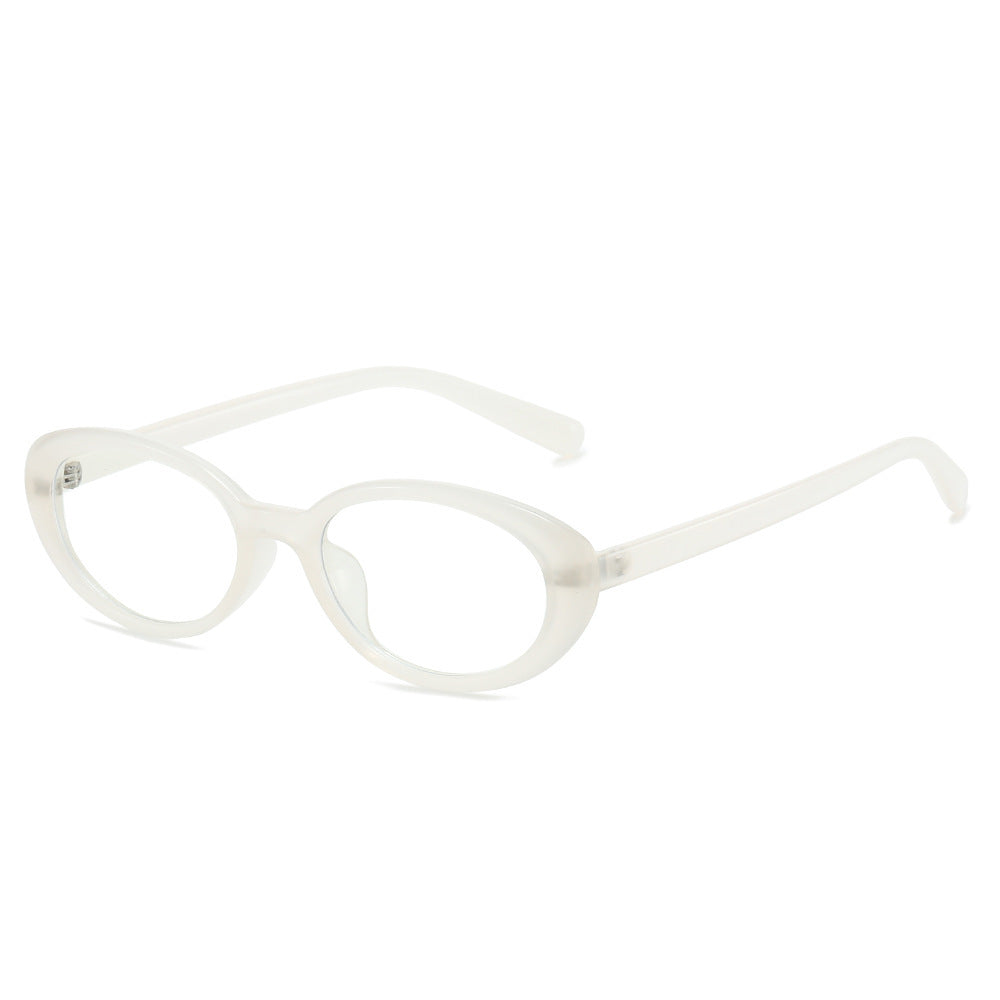 Retro-Inspired Cat-Eye Sunglasses with Transparent Frames Bowlift