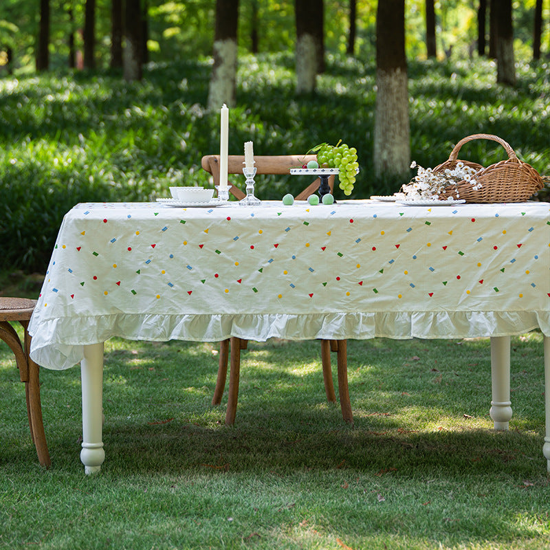 Decorative Pom Pom Tablecloth