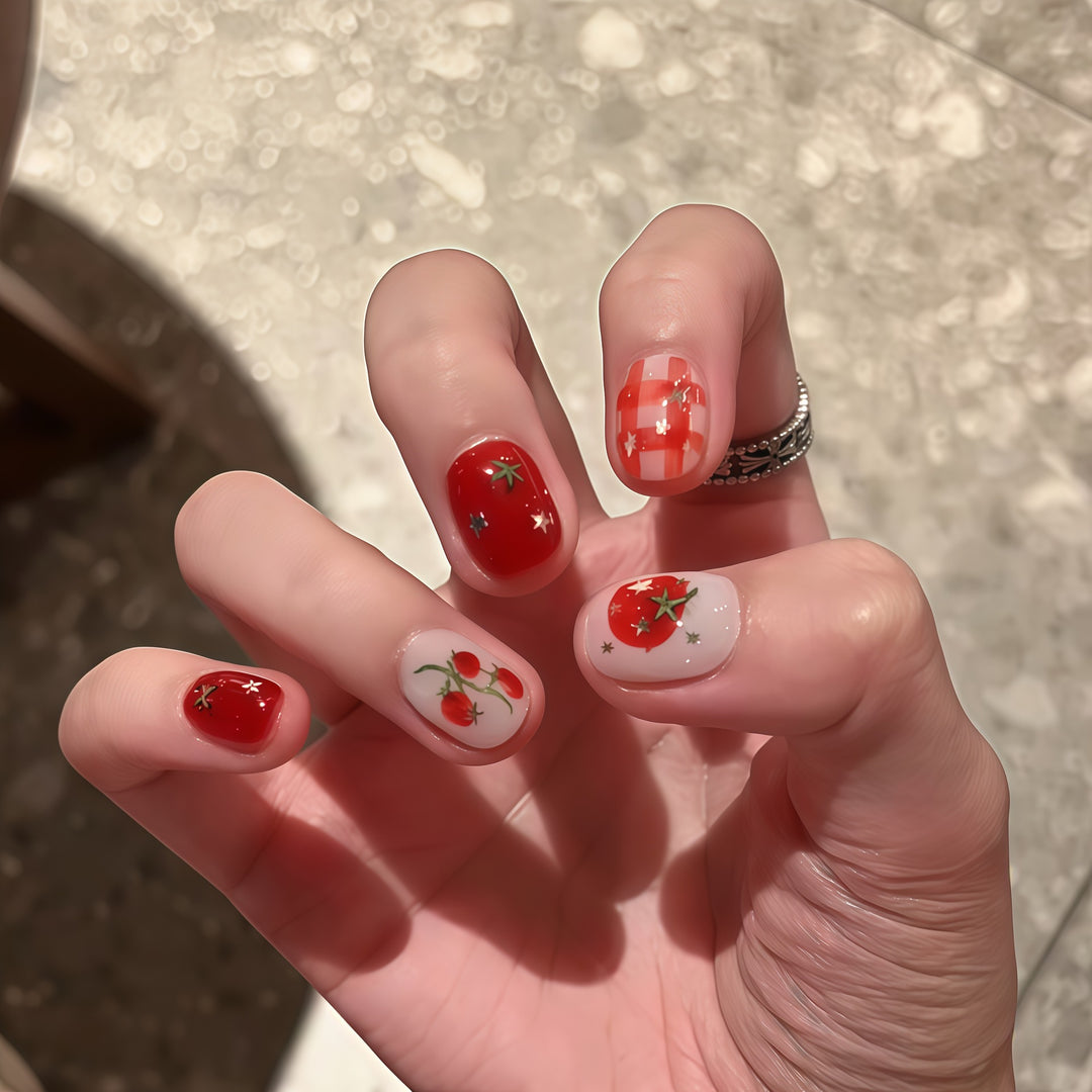 Artificial artificial nails with fruity strawberry design Bowlift