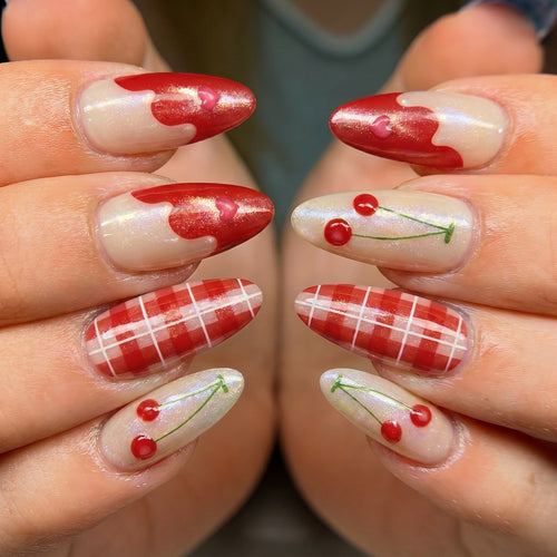Artificial nails with romantic cherry and checkered pattern Bowlift
