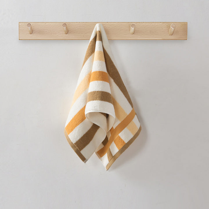 Ladies Beach Towel Bowlift