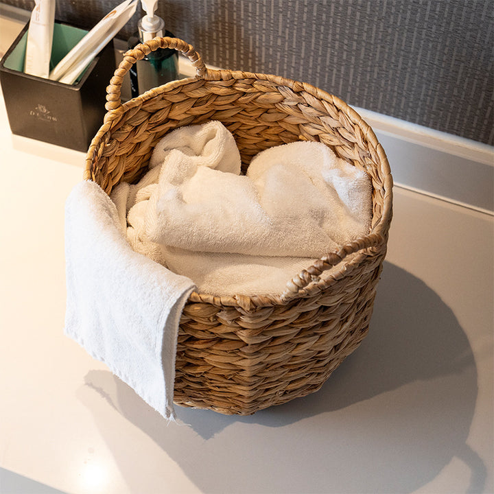 Handwoven decorative basket with heart motif Bowlift