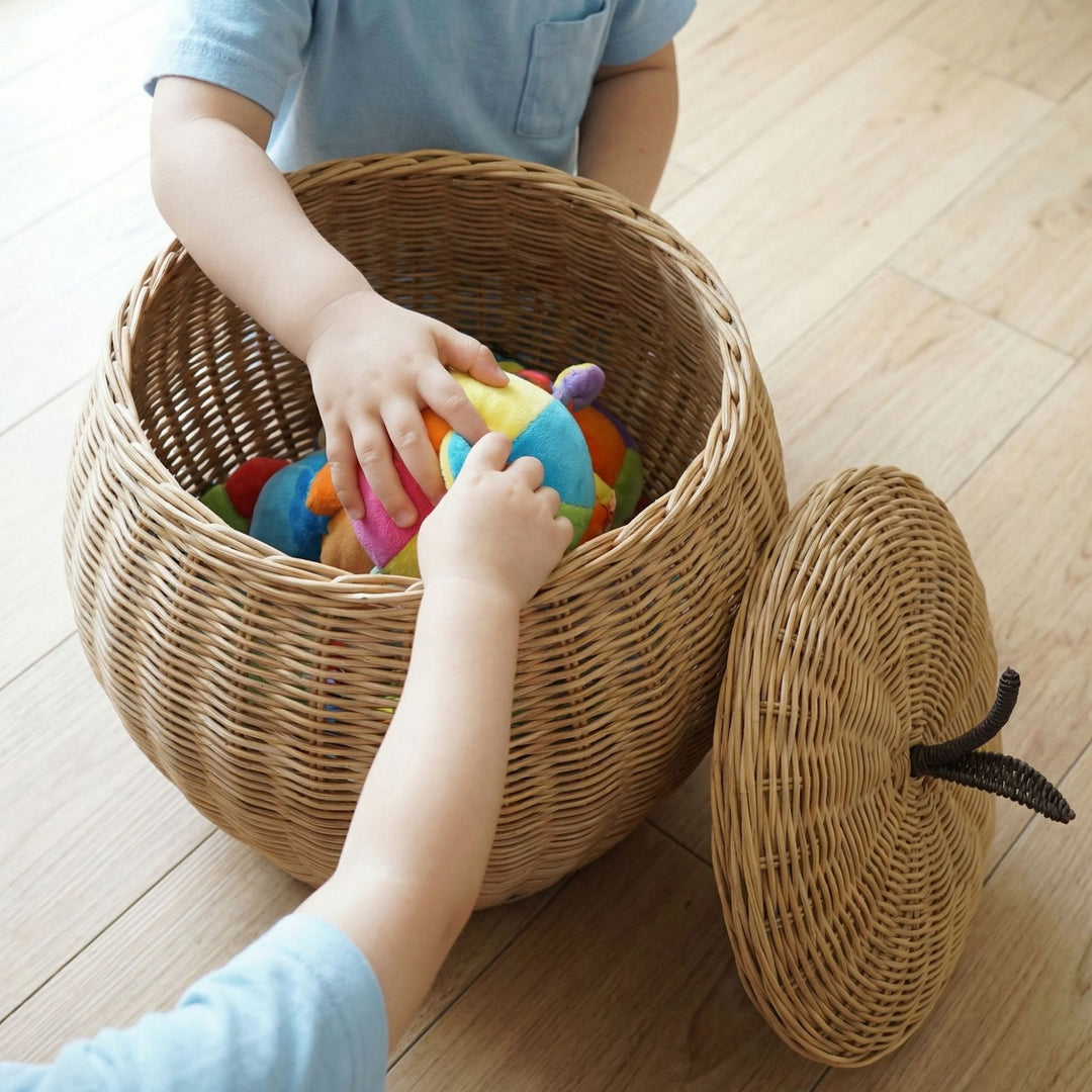 Decorative storage basket Bowlift