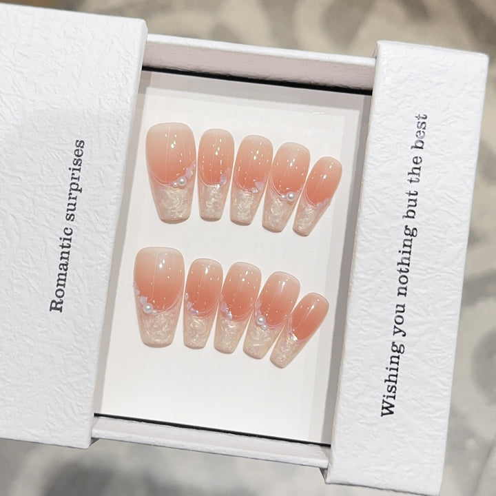 Artificial Nails in Romantic Ombre Design Bowlift