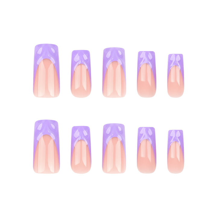 Artificial Nail Extensions with Elegant Gradient Bowlift