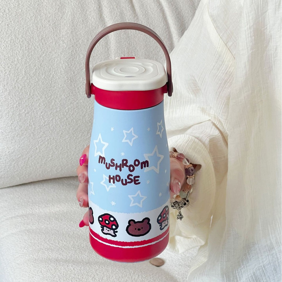 Women's ergonomic water bottle with practical carrying handle Bowlift
