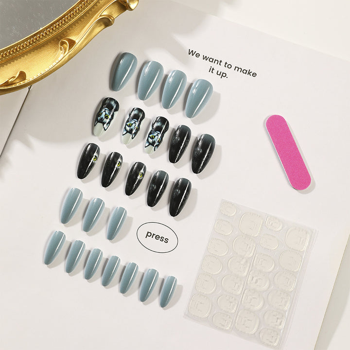 Stylish cat motif artificial nails Bowlift