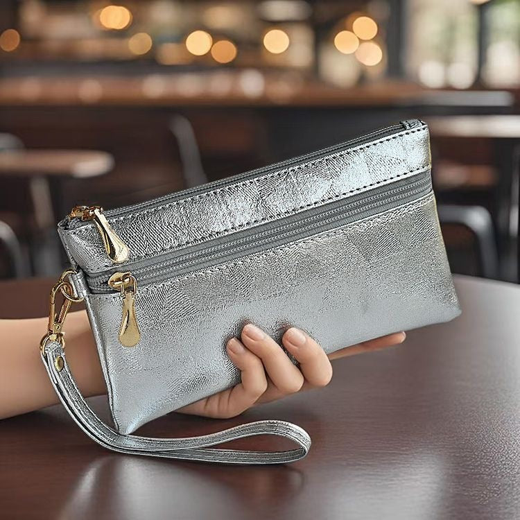 Elegant Clutch With Practical Zipper Bowlift