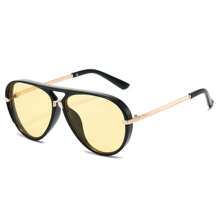 Elegant Aviator Sunglasses with Gold Accents Bowlift