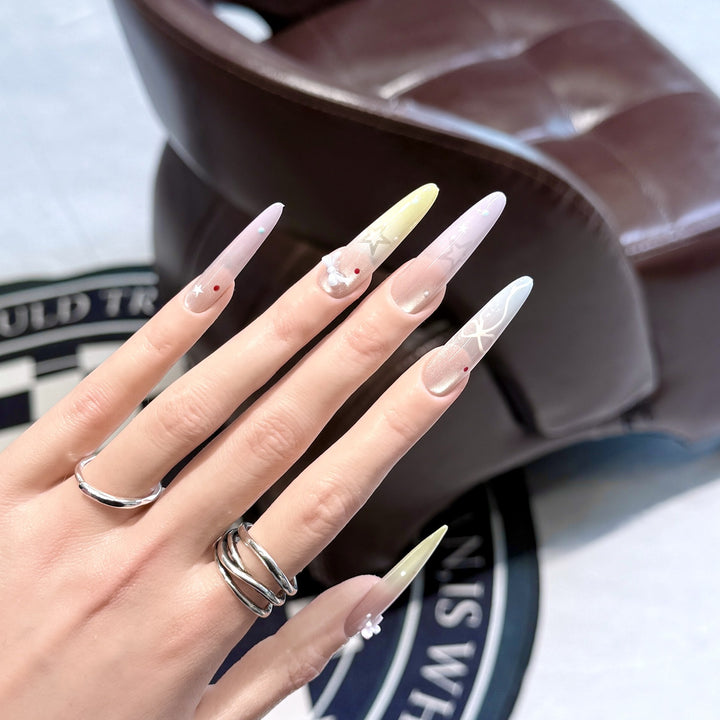 Decorative Stiletto Nail Tips Bowlift