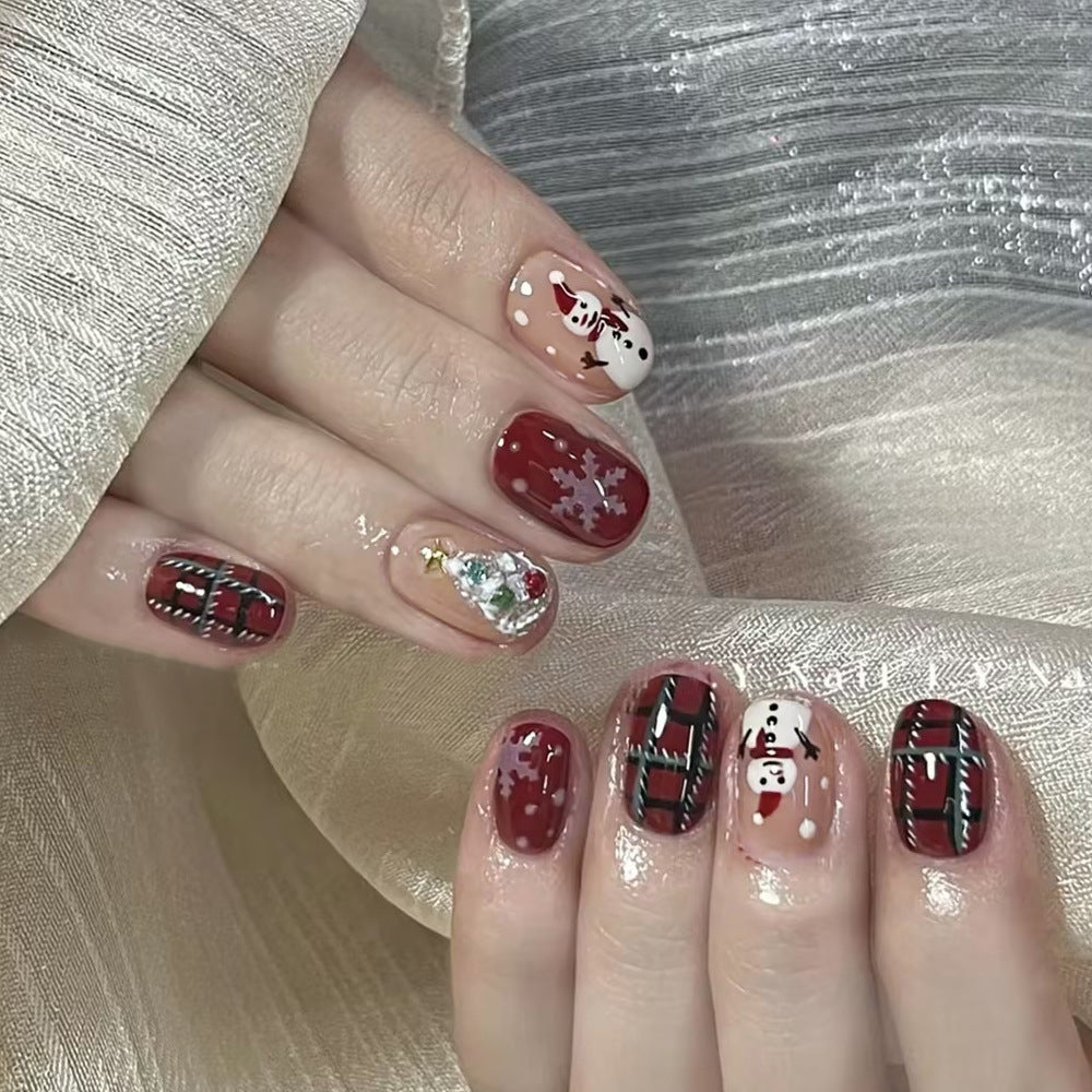 Festive Holiday-Themed Acrylic Nail Art Bowlift