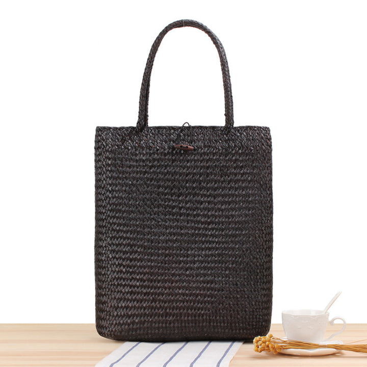 Generous basket bag with sealed closure Bowlift