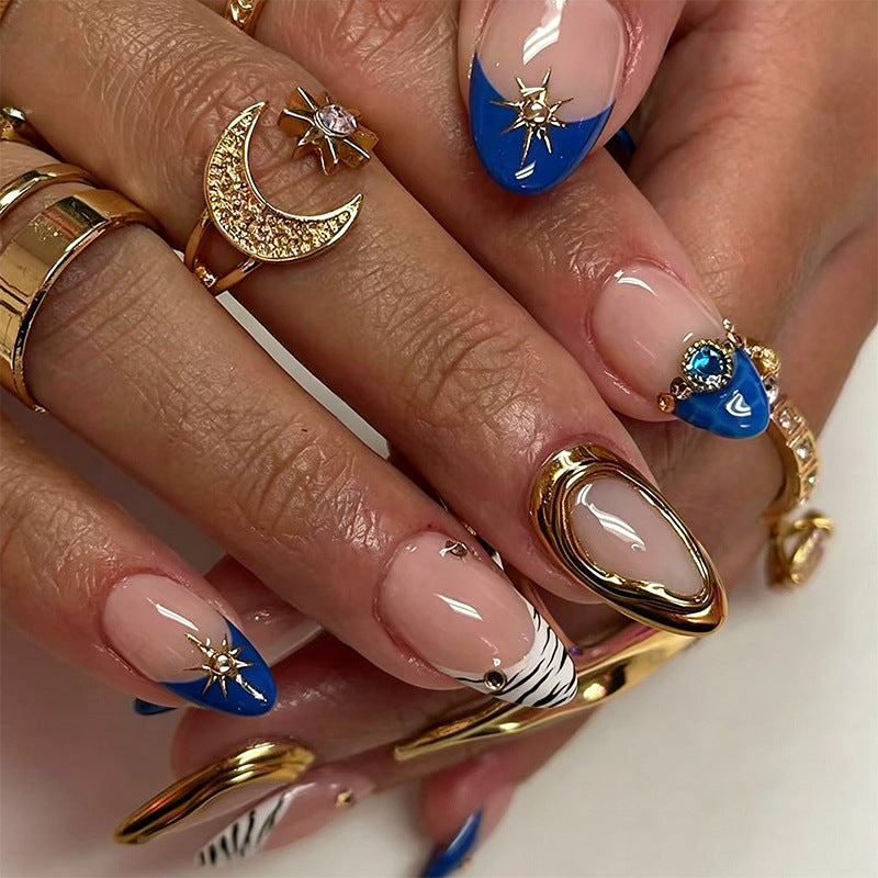 Artistic art nails with elegant accents Bowlift