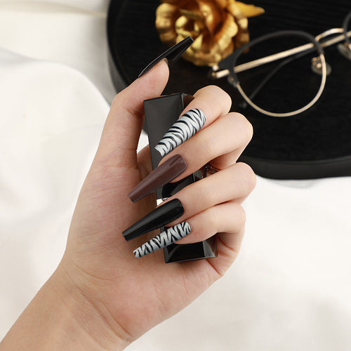 Kreative Flame Design Art Nails Bowlift