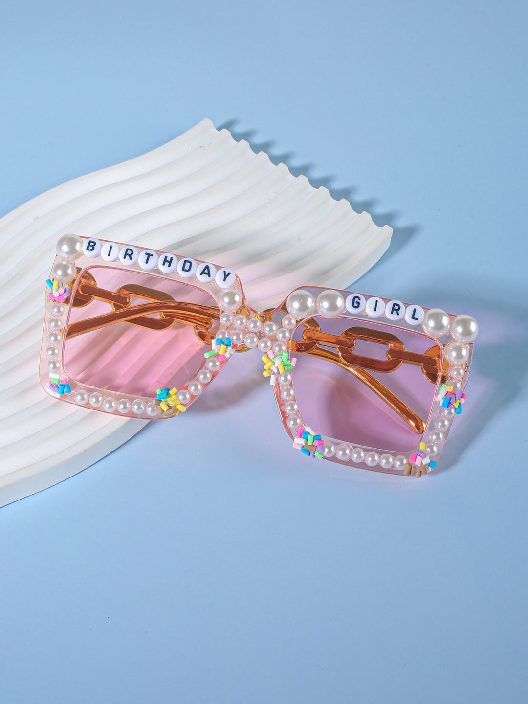 Decorative Birthday-Themed Fashion Sunglasses Bowlift