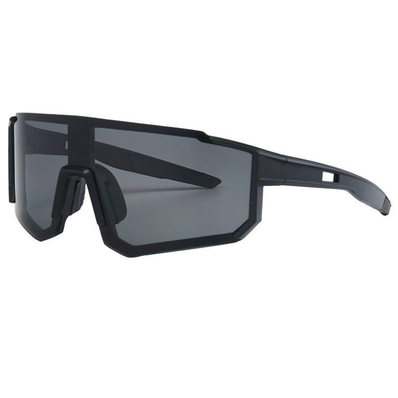 Women's sporty performance sunglasses with adjustable nose area and UV protection Bowlift