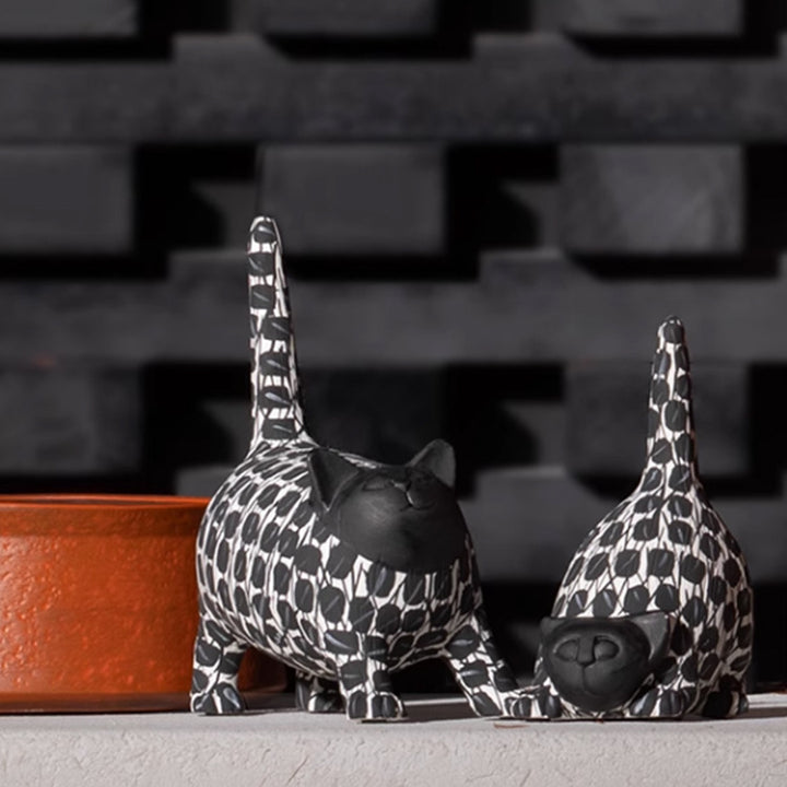 Modern Artistic Centerpiece