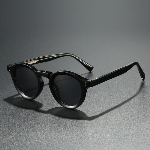 Ladies fashionable sunglasses in a stylish round design by Bowlift