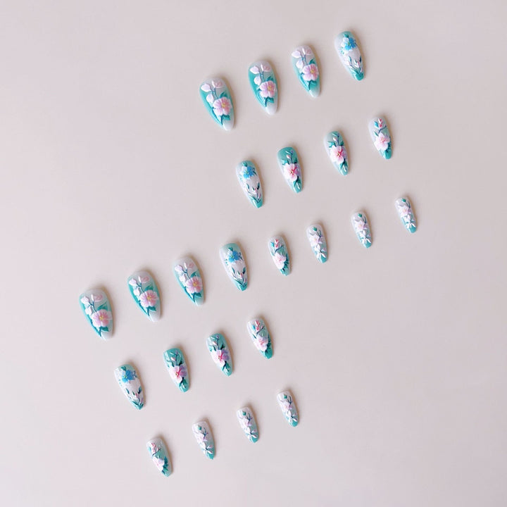 Elegant Nail Art Bowlift
