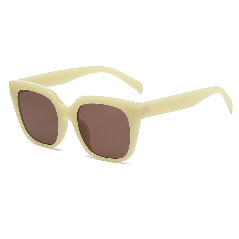 Women's square sunglasses with a sturdy frame and high-quality UV protection Bowlift