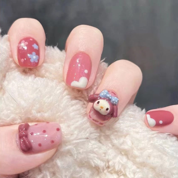Playful artificial nails with 3D motif Bowlift