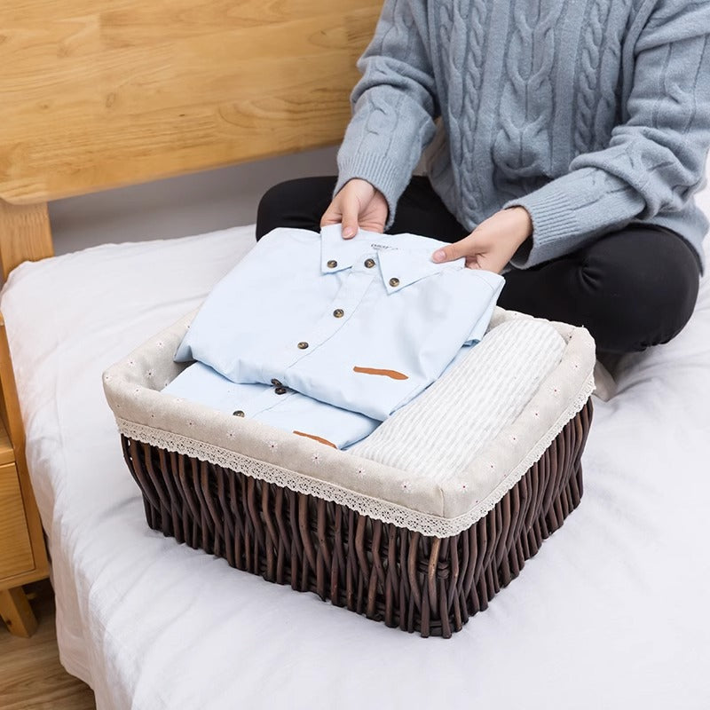 Women’s storage basket with decorative fabric lining Bowlift