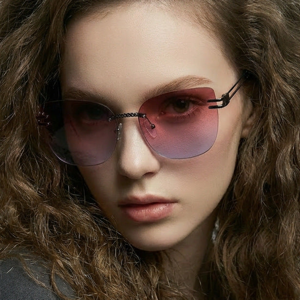 Women's Oversized Sunglasses with Stylish Gradient and Unique Frame Bowlift