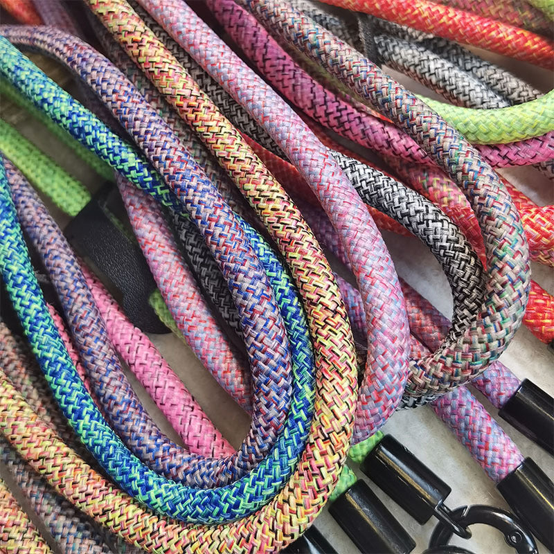 Multi-Functional Adjustable Pet Leash Bowlift