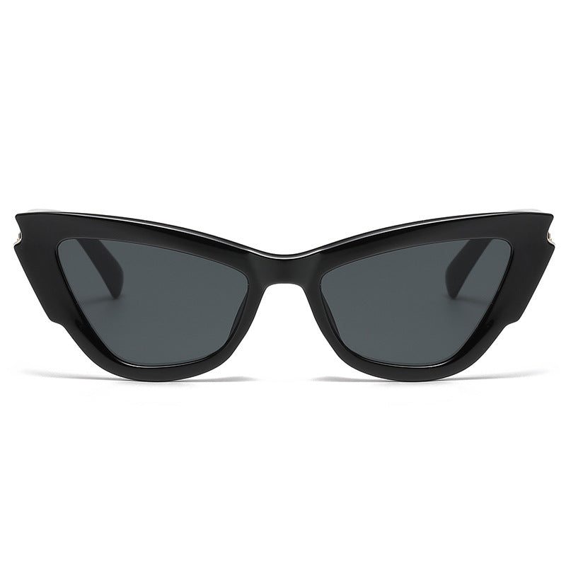 Women's fashionable sunglasses in extravagant tortoiseshell design Bowlift