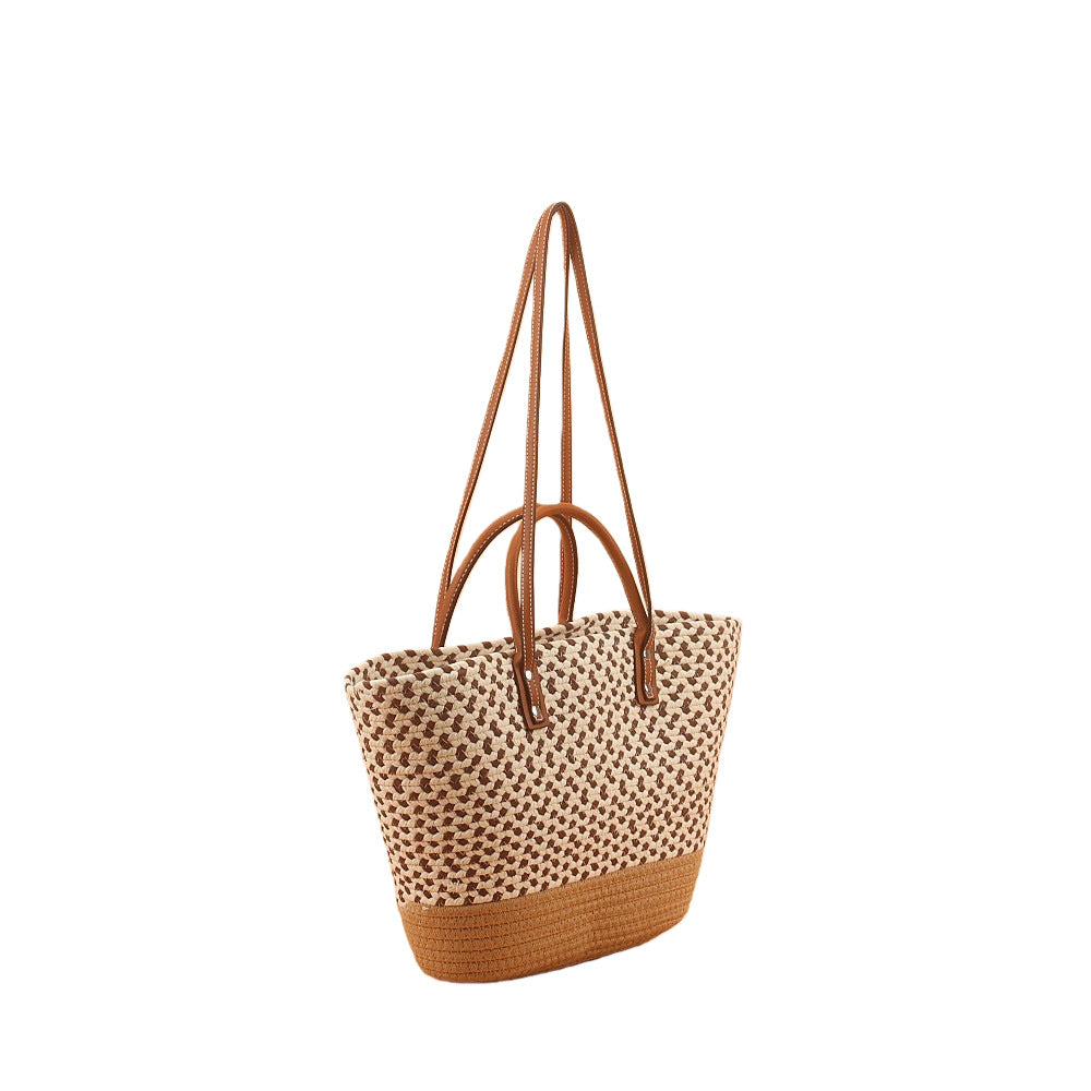 Elegant and Spacious Beach Bag with Woven Design Bowlift