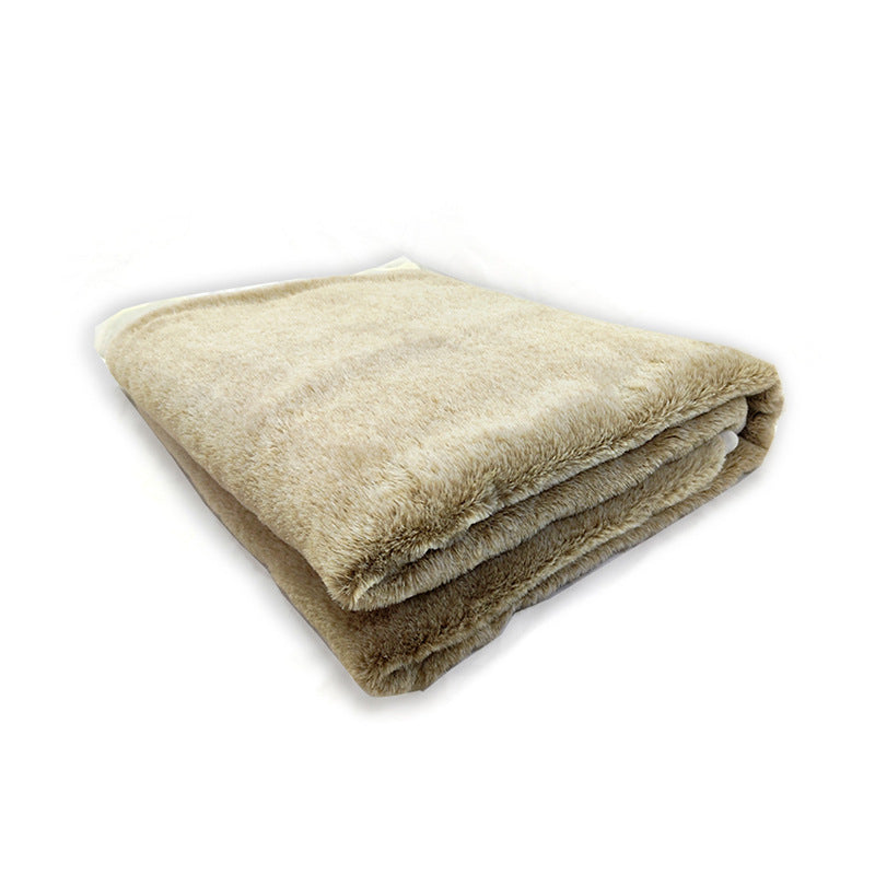 Women Ultra-Soft Plush Blanket with Stylized Checkered Pattern Bowlift