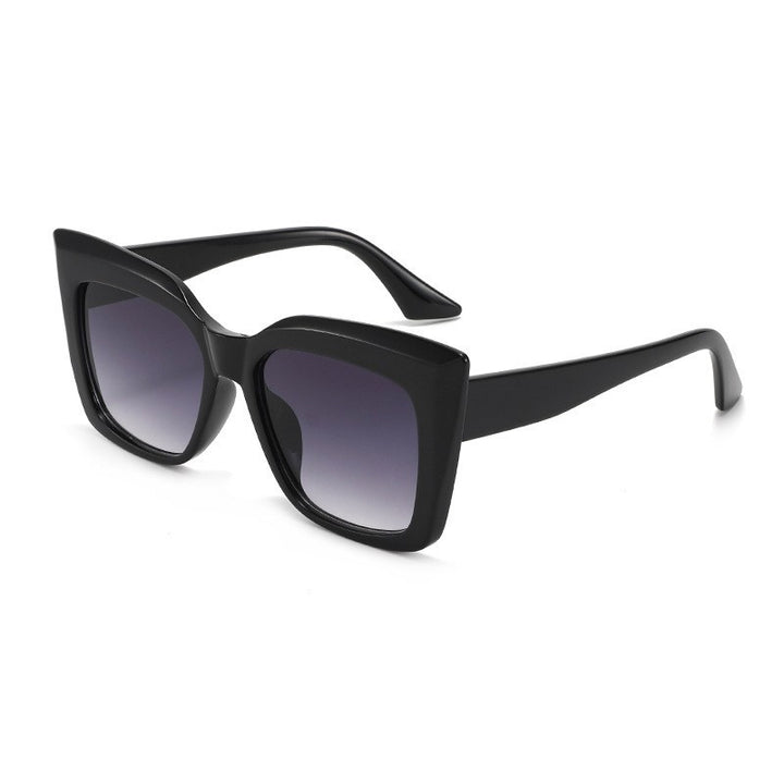 Fashion-Forward Oversized Square Sunglasses