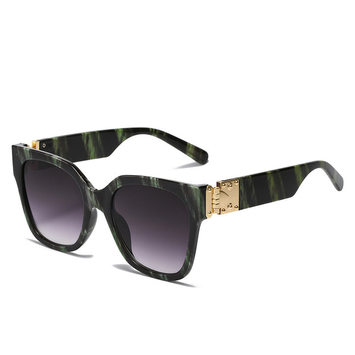 Women's elegant oversized sunglasses with luxurious metal accent Bowlift