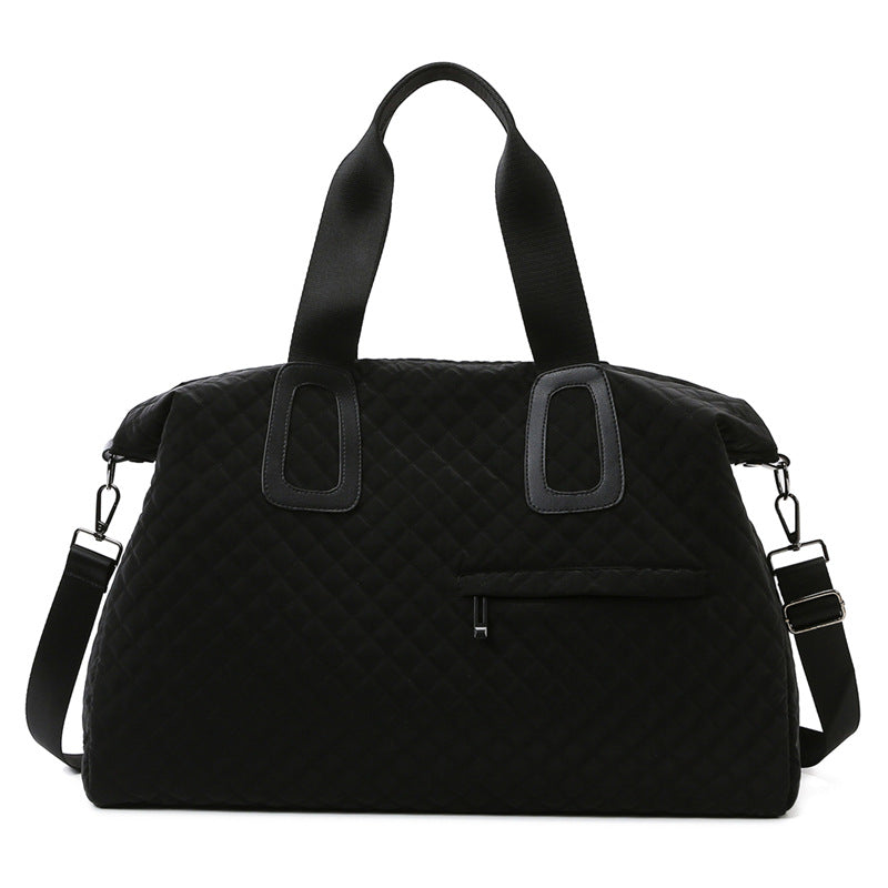 Durable weekend bag with innovative storage Bowlift
