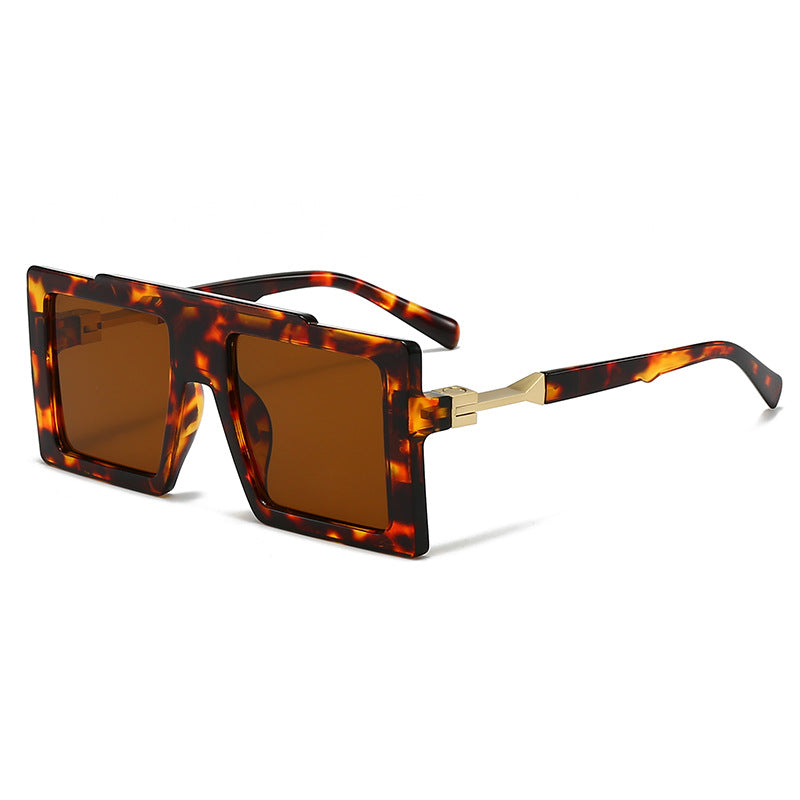 Ladies fashionable sunglasses with rectangular frame Bowlift
