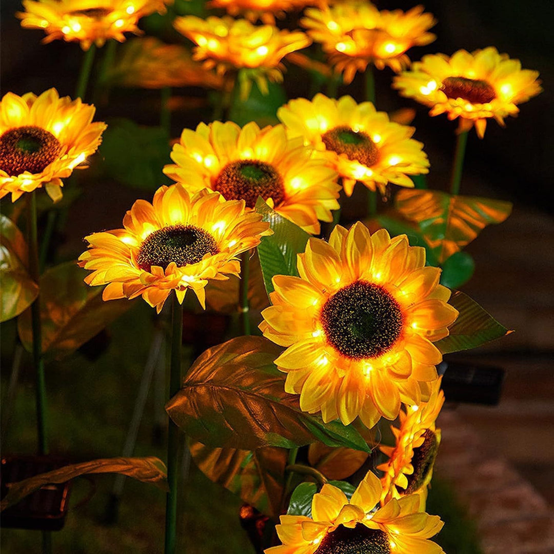 Lifelike Sunflower LED Garden Stake With Dusk-To-Dawn Sensor And Weatherproof Ground Spike Bowlift
