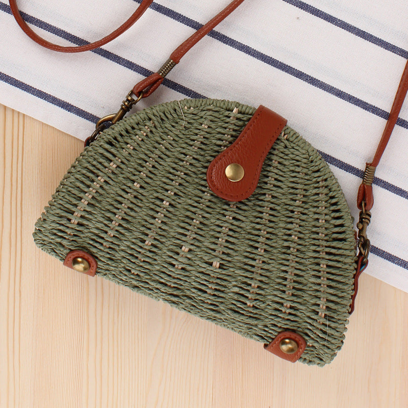 Rattan Shoulder Bag In Crescent Shape Design Bowlift