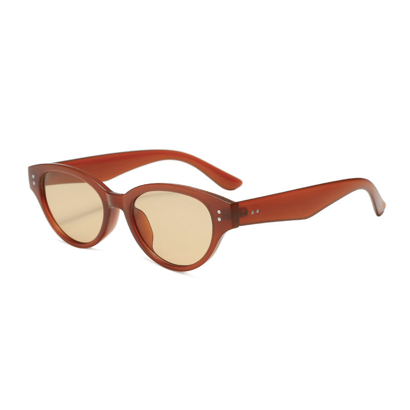 Women's Cat-Eye Sunglasses with Elegant Plastic Frame and UV Protection Bowlift