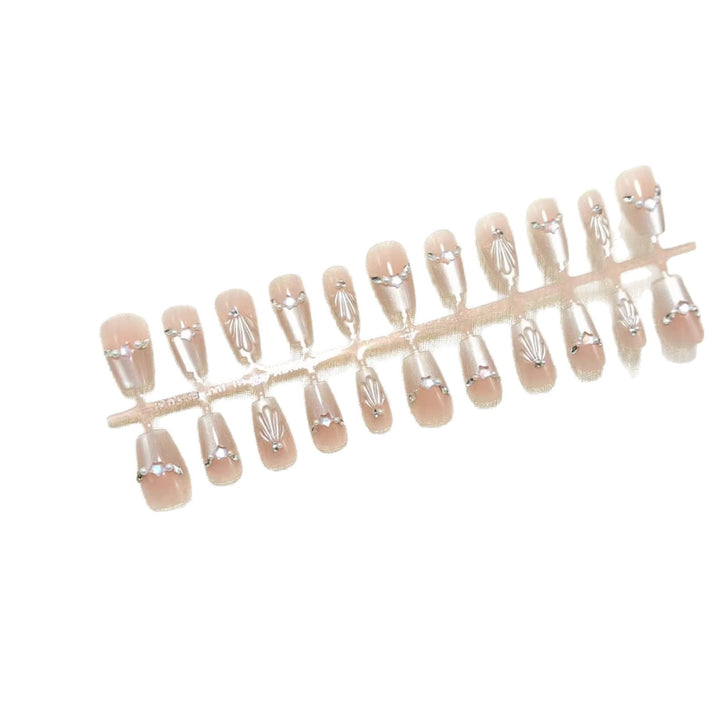Glamorous artificial nails with filigree 3D decorations Bowlift