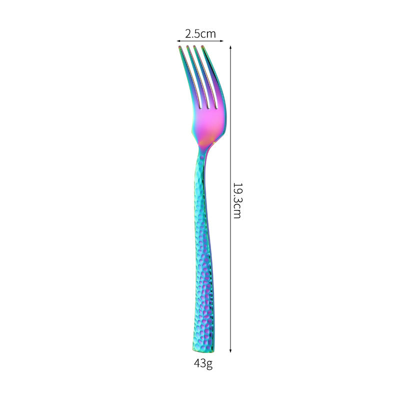 Elegant spoon with unique surface design Bowlift