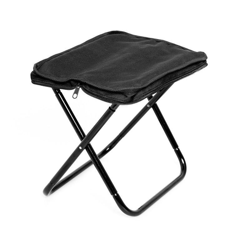 Folding stool with padded seat Bowlift