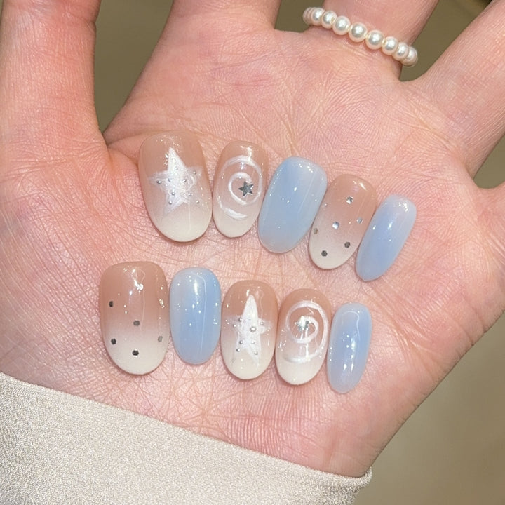 Artificial Nail Tips in Sparkling Star Design Bowlift
