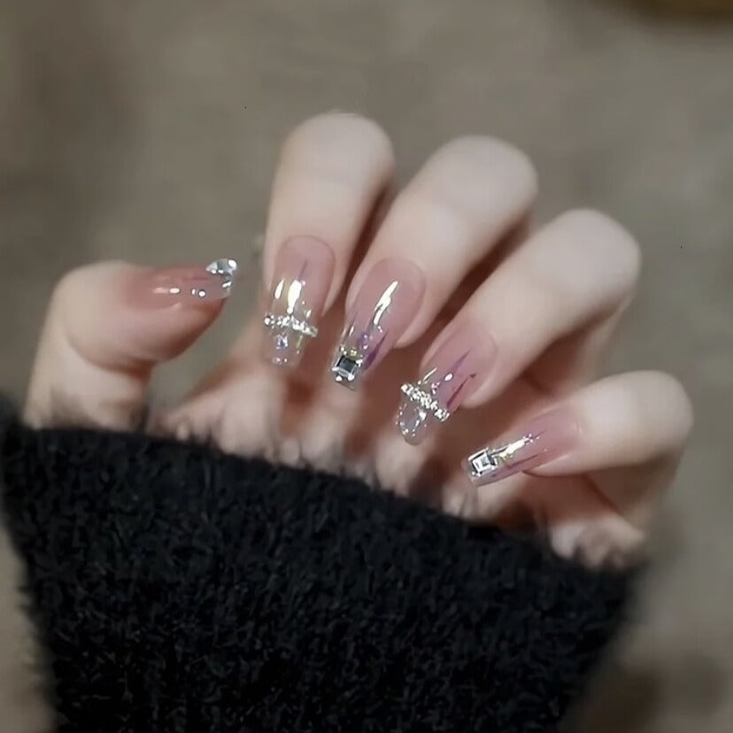 Decorative Floral Press-On Nail Art Set Bowlift